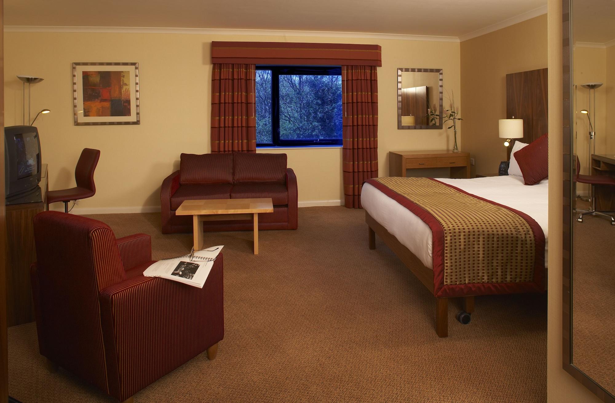 Delta Hotels By Marriott Milton Keynes Dış mekan fotoğraf