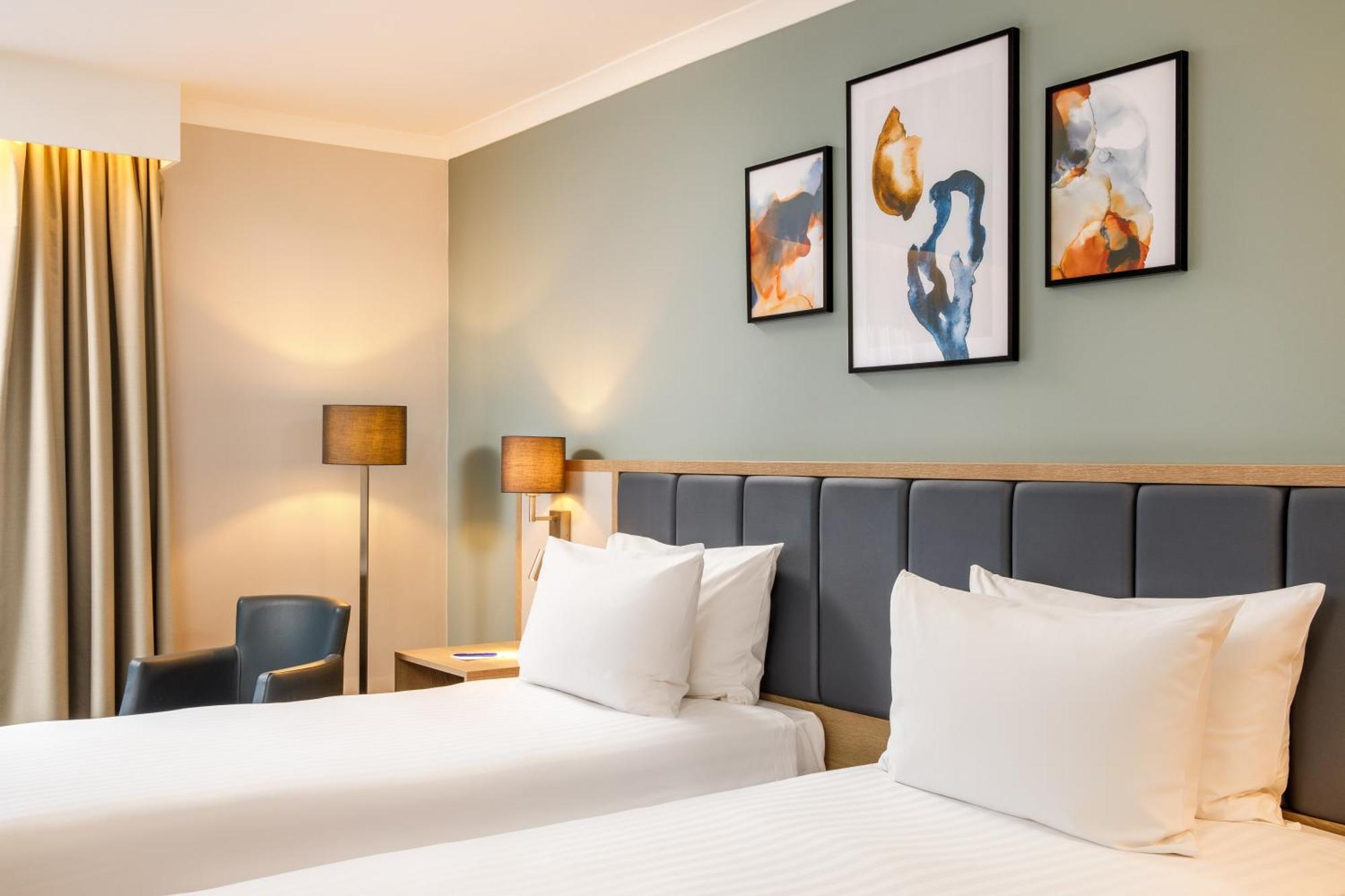 Delta Hotels By Marriott Milton Keynes Dış mekan fotoğraf