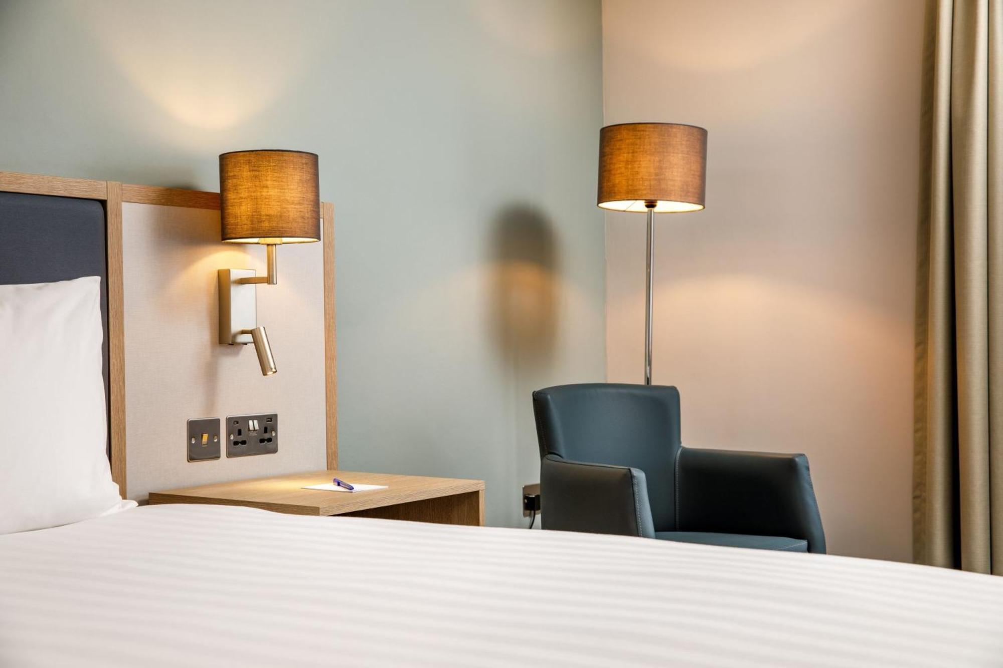 Delta Hotels By Marriott Milton Keynes Dış mekan fotoğraf