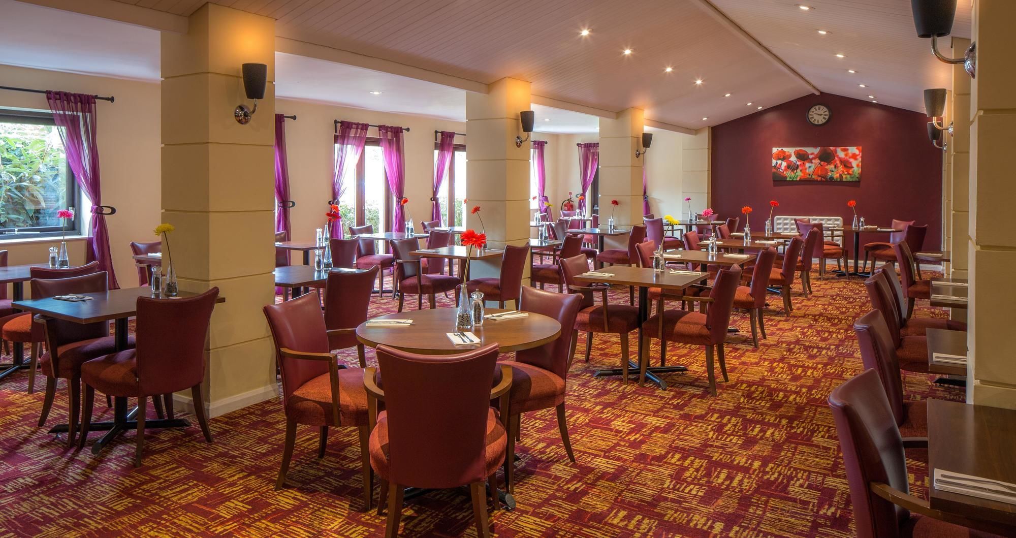 Delta Hotels By Marriott Milton Keynes Dış mekan fotoğraf
